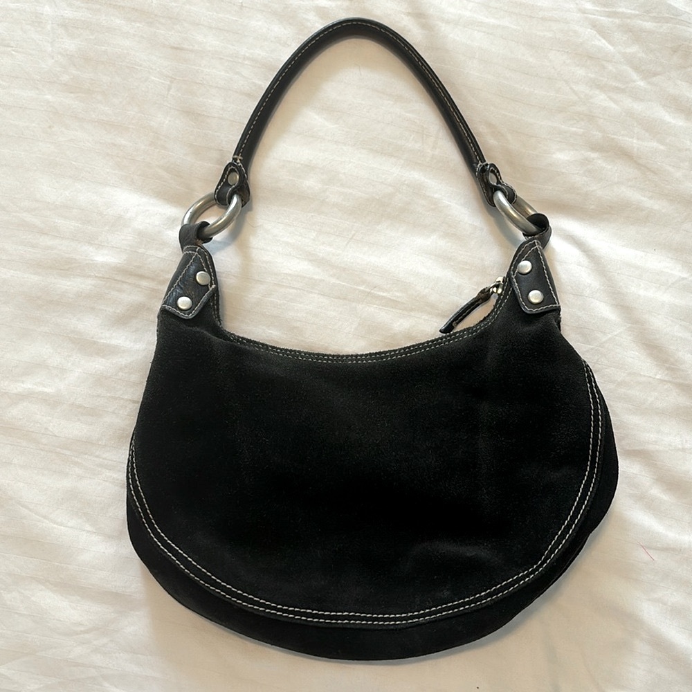 ⭐️ Beautiful Vintage Croissant Cow Leather Purse from GAP
